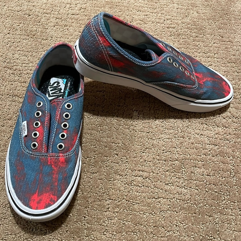 Vans women’s size 8 slip on or add ties